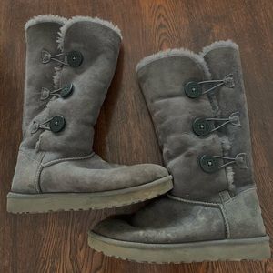 Women’s size 9 UGG boots